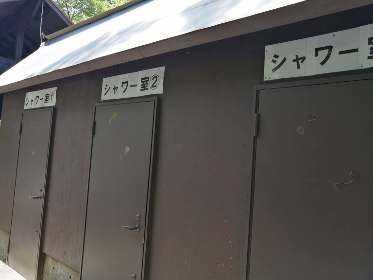 唐沢キャンプ場　シャワー室